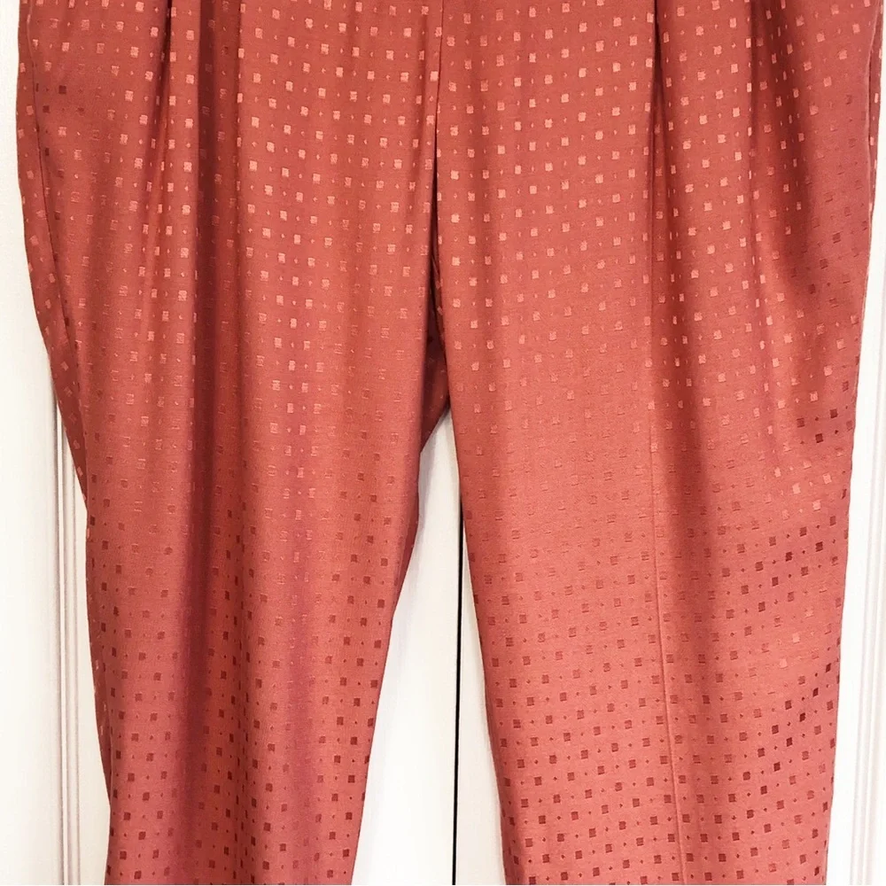 NWT Chico's Agra Red Geo Print Jacquard Pleated Cuff Ankle Pants 8